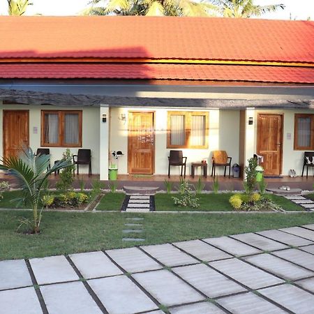 Room 212 Kuta  Dış mekan fotoğraf